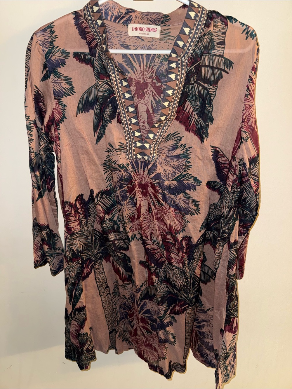Emporio Sirenuse Palm-Print V-Neck Tunic